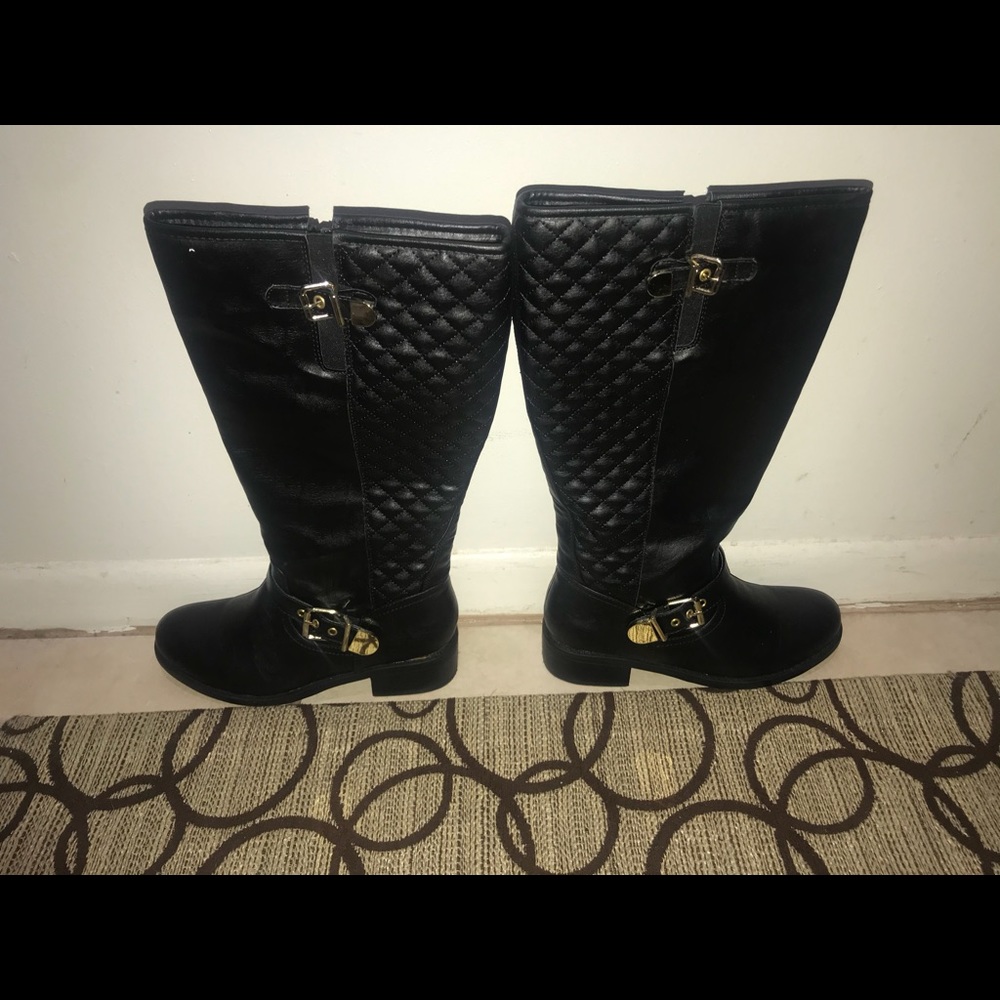 Black BOOTS